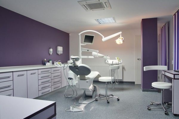 Base de datos de Clinicas dentales en España