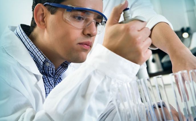 Base de datos de Laboratorios Farmaceuticos en Cataluña