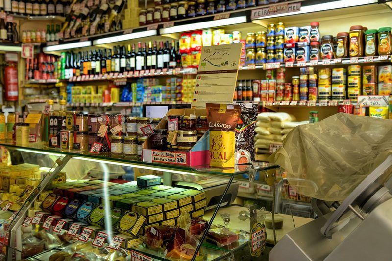 Base de datos de Tiendas de alimentación en Cataluña
