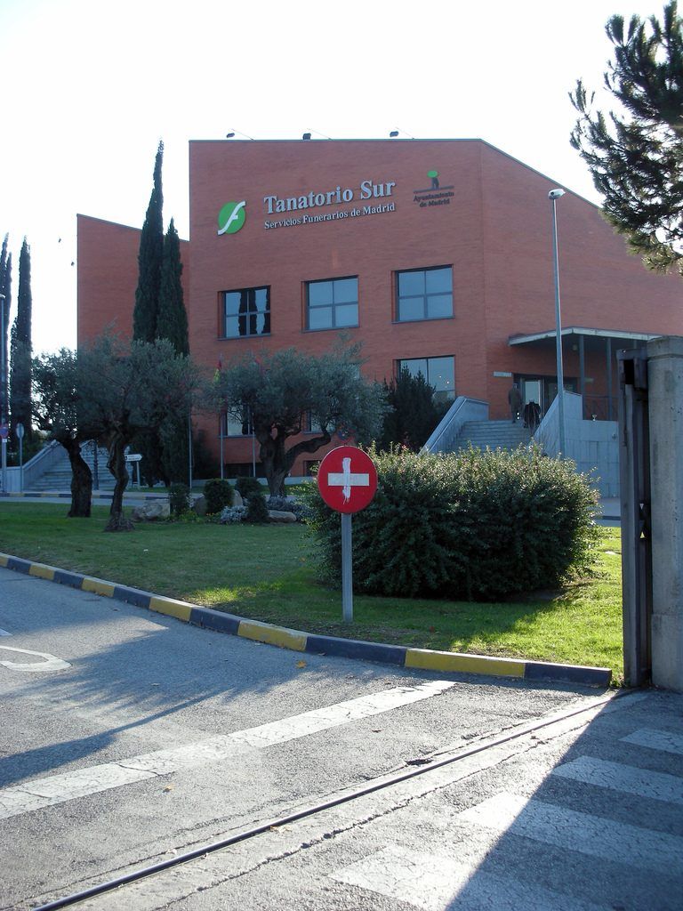 Base de datos de Tanatorios en Cataluña